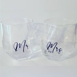 Mr. and Mrs. stemless wine glasses.
